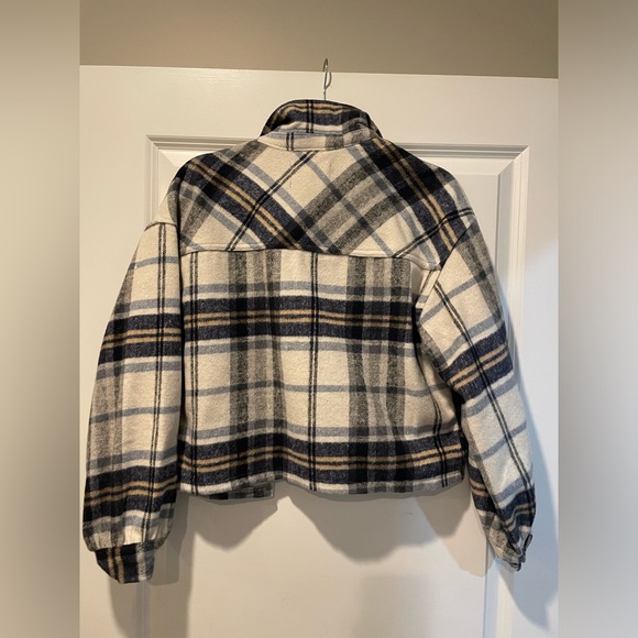 Cropped Jacket - Picture 2 of 2